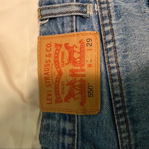 High waisted custom Levi denim shorts style 550 - Picture 6 of 11